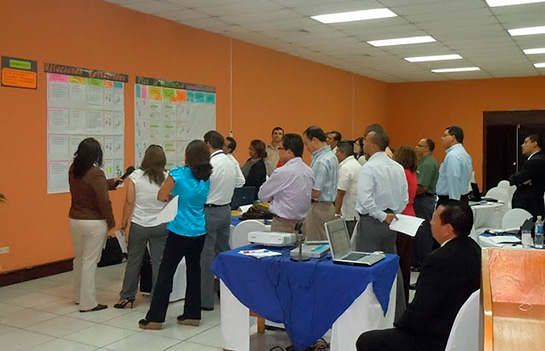 Proceso de certificación de certificadores por competencias laborales 2012 El Salvador 2