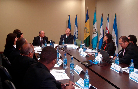 Reunión sobre TICs en la formación profesional Guatemala 2009